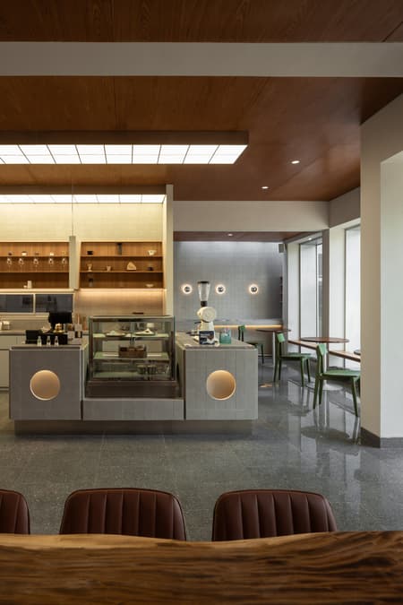 Hibrew Coffee and Cuisine